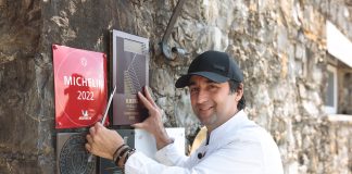 Dvorec Zemono postal prva Krug Ambassade v Adriatic regiji