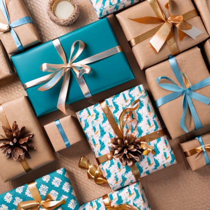 photo_of_nicely_wrapped_gifts