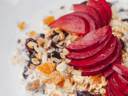 Zdrav zajtrk – temelj uspešnega dne Zdrav zajterk - granola
