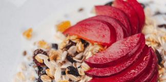 Zdrav zajtrk – temelj uspešnega dne Zdrav zajterk - granola