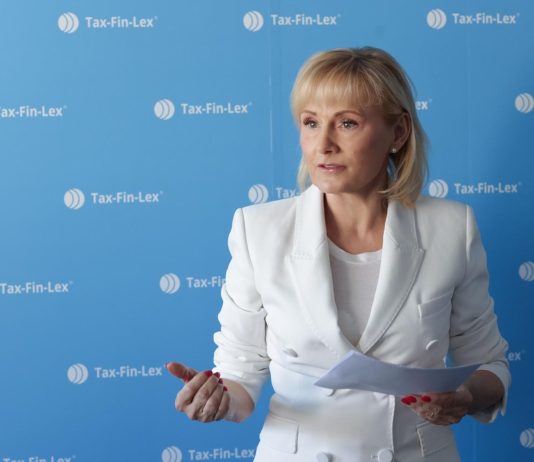 Novost pri nas: vsak ima lahko svojega pravnika z umetno inteligenco