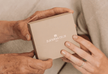 Nakit, ki pripoveduje zgodbe že 180 let – Zlatarna Celje Darilna škatlica z nakitom Zlatarne Celje