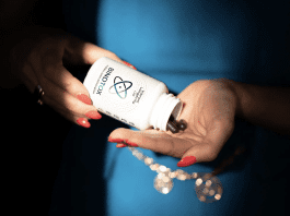 BindTox: Ko napihnjenost in plini po obroku niso več del rutine Steklenička BindTox - Vibrant Longevity