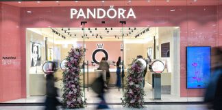 V Cityparku od danes naprej prenovljena trgovina z nakitom Pandora