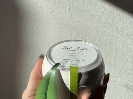 Pilingi za telo: zakaj jih koža potrebuje in kateri je pravi zate?