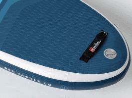 Kupujete SUP? To so začetniške napake, ki se jim splača izogniti SUP deska Red Paddle