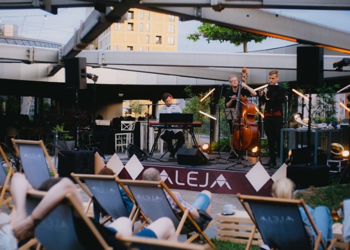 Trio Firšt na ALEJI SKY Foto Erik Contreras