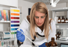 Vse za laboratorij na enem mestu: da delo ne obstane Delo z laboratorijsko opremo