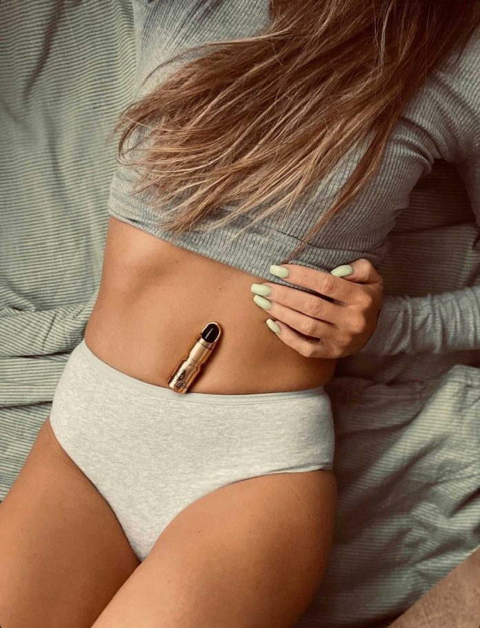 Naravna intimna nega brez nepotrebnega pretiravanja Naravna intimna nega brez nepotrebnega pretiravanja