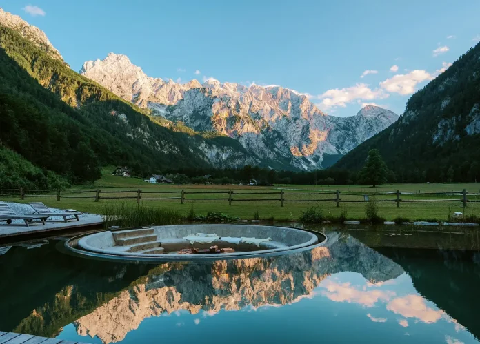plesnik-view-by-the-pool